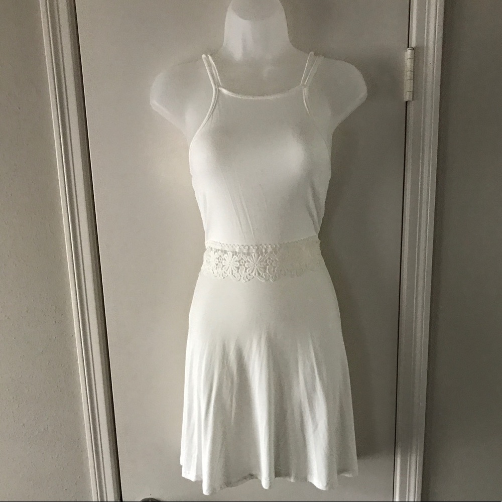 Beautiful Viscose/Crotchet Dress